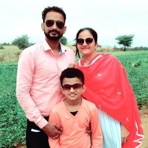 Meet your Posher, Sharan